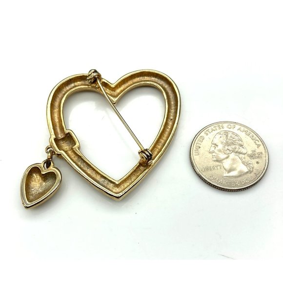 Vintage Heart Outline Brooch with Small Heart Charm Dangle, Gold Tone - Picture 3 of 3